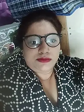 yourchahat27 online show from May 29, 2026, 6:36 pm