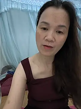 Lye lovely online show from July 14, 2026, 2:01 pm