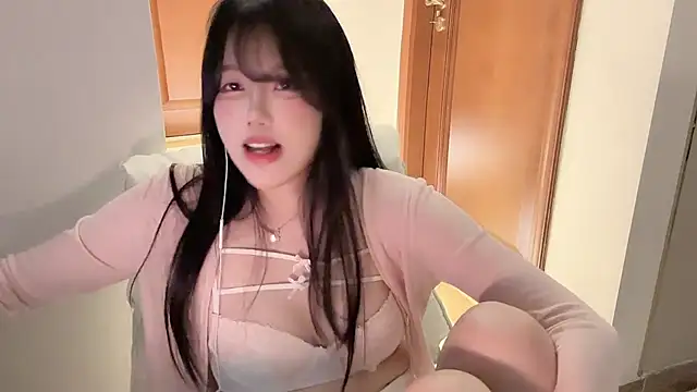 April UU online show from May 27, 2026, 2:02 pm