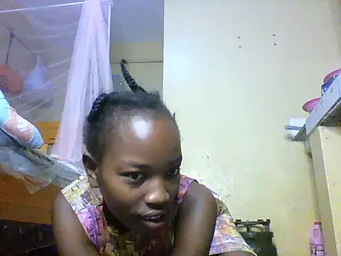 aliana082169 online show from June 21, 2026, 9:48 am