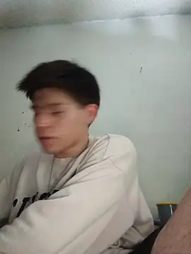 Snapshot of Oliver_LA chatting on June 22, 2026, 9:50 am Oliver LA online show from June 22, 2026, 9:50 am