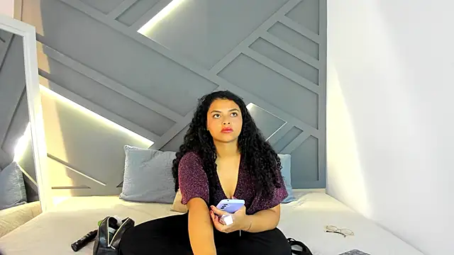 Snapshot of scarlett__3 chatting on May 31, 2026, 4:24 pm scarlett 3 online show from May 31, 2026, 4:24 pm