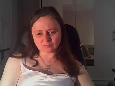 Snapshot of TaylorLovely chatting on May 30, 2026, 8:25 pm TaylorLovely online show from May 30, 2026, 8:25 pm