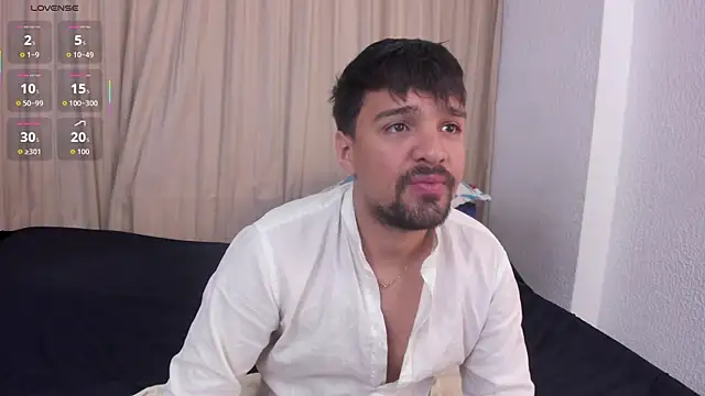 Snapshot of max_ed chatting on June 10, 2026, 8:48 am max ed online show from June 10, 2026, 8:48 am