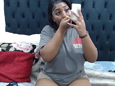 Snapshot of Dope_Chick chatting on May 24, 2026, 12:49 pm Dope Chick online show from May 24, 2026, 12:49 pm