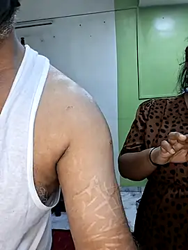 Snapshot of Hornyreshma chatting on June 6, 2026, 5:29 pm Hornyreshma online show from June 6, 2026, 5:29 pm