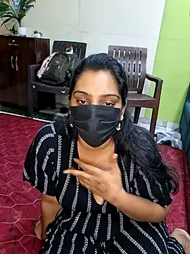 Snapshot of Hornyreshma chatting on July 4, 2026, 6:01 pm Hornyreshma online show from July 4, 2026, 6:01 pm