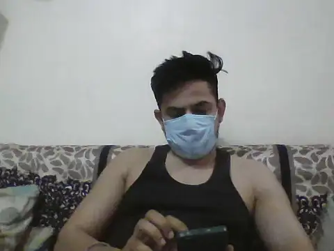 Snapshot of Nivan_7251_1 chatting on June 5, 2026, 6:46 pm Nivan 7251 1 online show from June 5, 2026, 6:46 pm