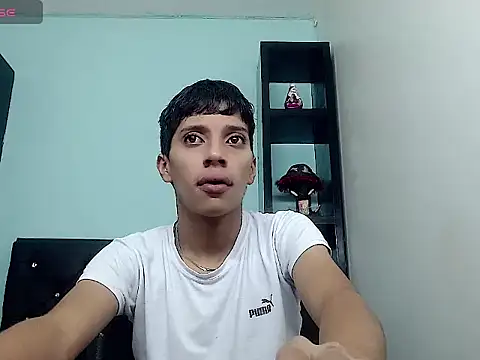 jl brayan12 online show from May 31, 2026, 4:24 pm
