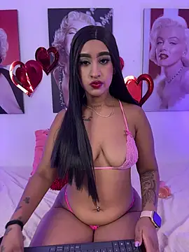SofiaVitali  online show from May 27, 2026, 11:06 am
