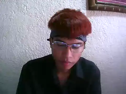 GeeXraven online show from July 8, 2026, 2:24 am