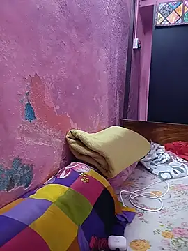 hotty queen23 online show from July 14, 2026, 5:52 pm