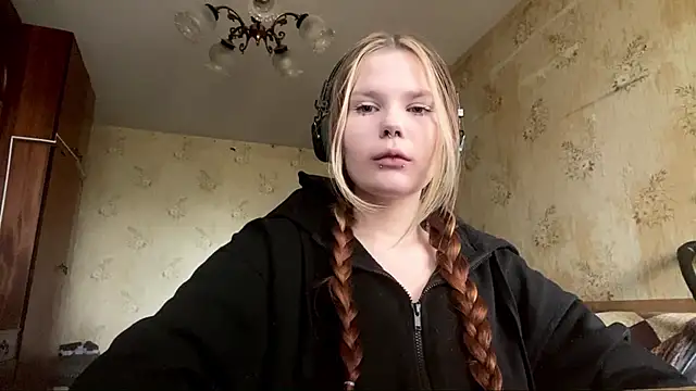 SusanaLeichty online show from May 30, 2026, 6:20 am
