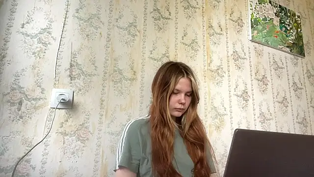 Snapshot of SusanaLeichty chatting on June 17, 2026, 9:30 am SusanaLeichty online show from June 17, 2026, 9:30 am