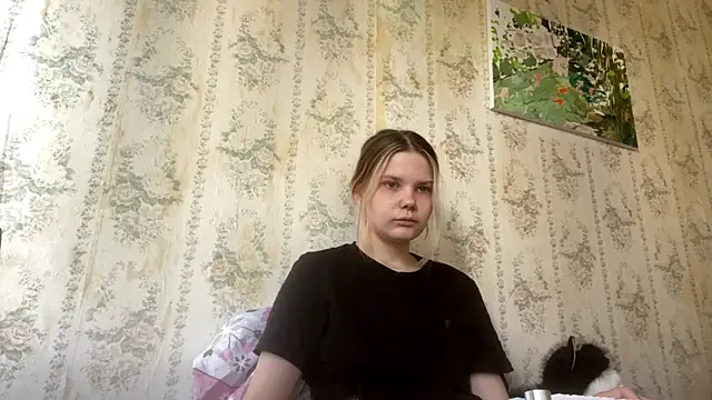 Snapshot of SusanaLeichty chatting on July 10, 2026, 2:17 pm SusanaLeichty online show from July 10, 2026, 2:17 pm