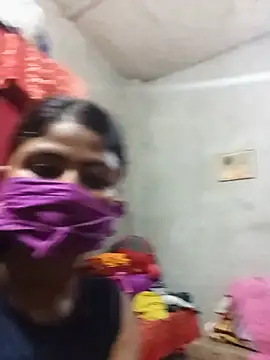 Snapshot of Tiyaasa chatting on May 31, 2026, 6:02 pm Tiyaasa online show from May 31, 2026, 6:02 pm