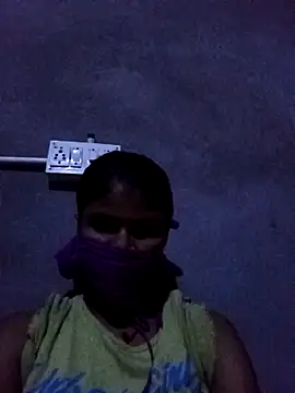 Snapshot of Tiyaasa chatting on May 27, 2026, 11:56 pm Tiyaasa online show from May 27, 2026, 11:56 pm
