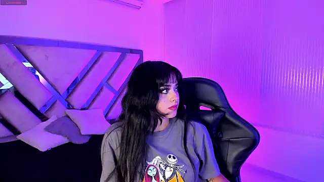 Elena Tylor online show from July 13, 2026, 1:05 am