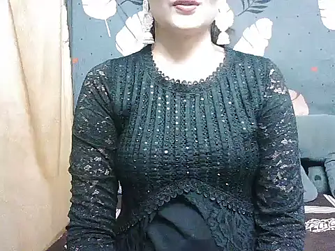 lustygirl01 online show from June 13, 2026, 12:03 pm