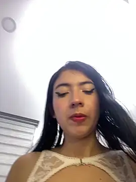 Snapshot of JeyLuxx chatting on June 21, 2026, 8:31 am JeyLuxx online show from June 21, 2026, 8:31 am