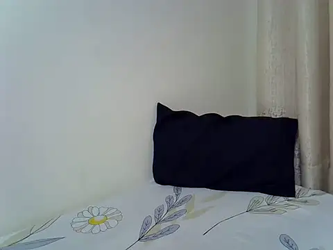 Snapshot of berrynova chatting on May 24, 2026, 8:58 am berrynova online show from May 24, 2026, 8:58 am