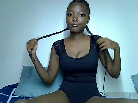 Tasha Arianah online show from June 12, 2026, 12:03 pm