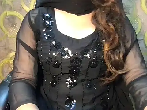 Snapshot of Avneet_ chatting on June 24, 2026, 4:55 am Avneet online show from June 24, 2026, 4:55 am