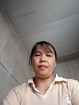 Snapshot of Miee028 chatting on July 10, 2026, 2:22 am Miee028 online show from July 10, 2026, 2:22 am