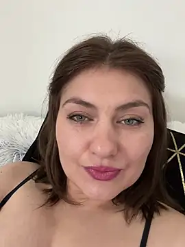 babyella13 online show from June 30, 2026, 11:21 am