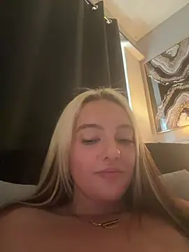 Snapshot of naughtygirl6989 chatting on July 13, 2026, 7:35 pm naughtygirl6989 online show from July 13, 2026, 7:35 pm