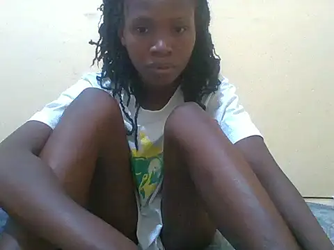 Snapshot of Ebonymickey chatting on May 28, 2026, 4:24 pm Ebonymickey online show from May 28, 2026, 4:24 pm