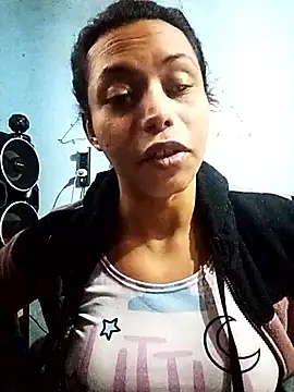 Snapshot of kikitavc chatting on July 1, 2026, 10:32 pm kikitavc online show from July 1, 2026, 10:32 pm