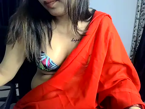 Snapshot of SatinKitty_1 chatting on June 13, 2026, 5:00 pm SatinKitty 1 online show from June 13, 2026, 5:00 pm
