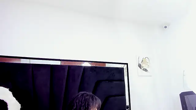 Snapshot of SweetVenomMilf chatting on July 13, 2026, 3:55 pm SweetVenomMilf online show from July 13, 2026, 3:55 pm