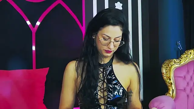Snapshot of Areina chatting on June 4, 2026, 5:12 am Areina online show from June 4, 2026, 5:12 am
