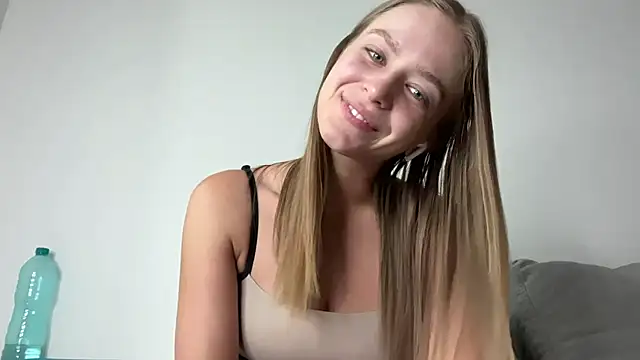 Snapshot of DanikaMory chatting on July 2, 2026, 1:39 pm DanikaMory online show from July 2, 2026, 1:39 pm