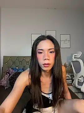 Snapshot of CassandraLovve chatting on May 26, 2026, 6:55 am CassandraLovve online show from May 26, 2026, 6:55 am