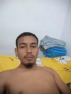 KcamiXxx online show from May 24, 2026, 8:20 pm