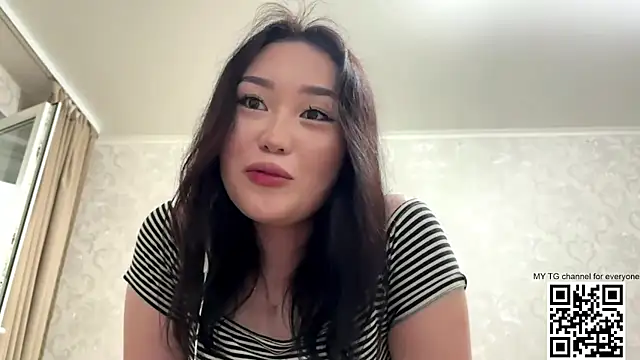 LilowNax online show from June 21, 2026, 2:12 pm