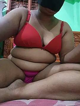 Hot-rupali99 online show from May 30, 2026, 10:21 am