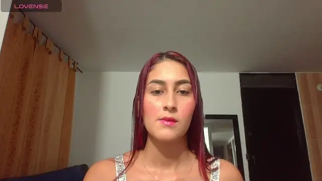 Snapshot of Dulce_eclipsee chatting on June 16, 2026, 1:16 am Dulce eclipsee online show from June 16, 2026, 1:16 am