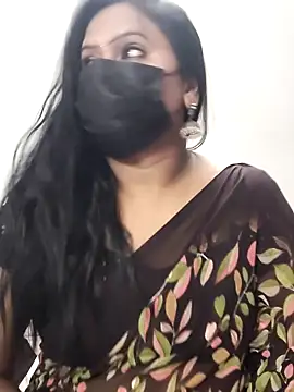 Snapshot of Meera_mia chatting on June 17, 2026, 7:46 pm Meera mia online show from June 17, 2026, 7:46 pm
