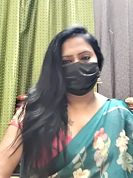 Snapshot of Meera_mia chatting on June 14, 2026, 11:39 pm Meera mia online show from June 14, 2026, 11:39 pm