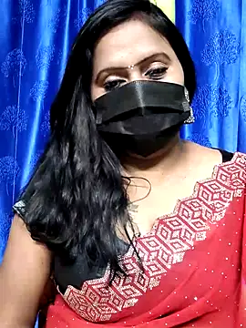 Snapshot of Meera_mia chatting on July 13, 2026, 7:24 pm Meera mia online show from July 13, 2026, 7:24 pm