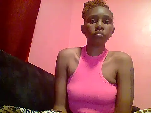 Snapshot of Ebon_fantasy1 chatting on June 1, 2026, 12:44 am Ebon fantasy1 online show from June 1, 2026, 12:44 am