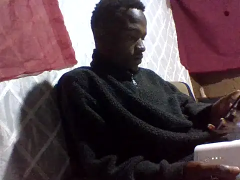 Snapshot of Roystone3 chatting on July 24, 2026, 6:26 pm Roystone3 online show from July 24, 2026, 6:26 pm