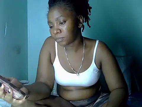 Snapshot of sassykisser chatting on May 26, 2026, 7:56 pm sassykisser online show from May 26, 2026, 7:56 pm
