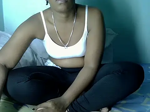 Snapshot of sassykisser chatting on May 31, 2026, 4:02 pm sassykisser online show from May 31, 2026, 4:02 pm