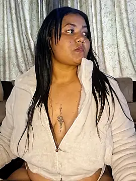 Snapshot of DEISY_8670 chatting on May 31, 2026, 9:04 pm DEISY 8670 online show from May 31, 2026, 9:04 pm