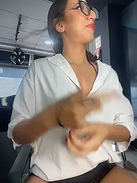 Snapshot of LacyLureXXX chatting on July 17, 2026, 9:23 pm LacyLureXXX online show from July 17, 2026, 9:23 pm